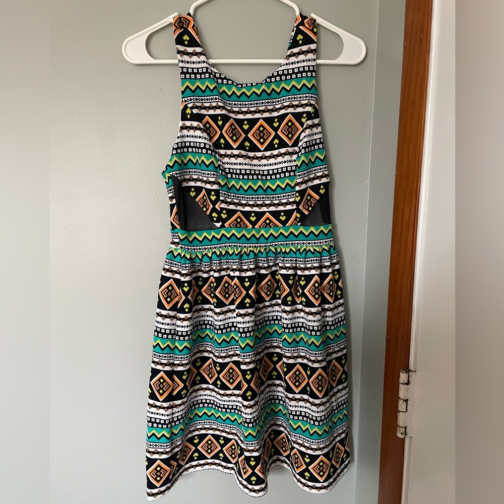 Juniors patterned dress size S